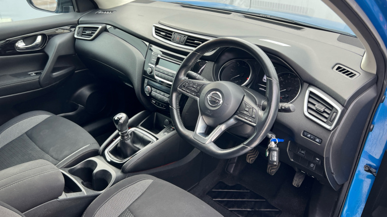 Nissan Qashqai 1.5 dCi Acenta 5dr Diesel Hatchback